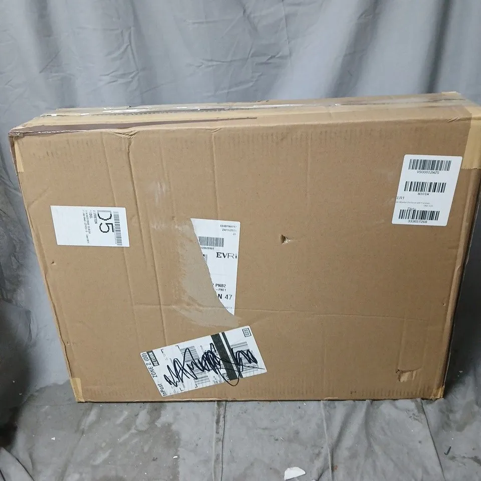 BOXED ACORN WOODEN DOLLHOUSE WITH FURNITURE