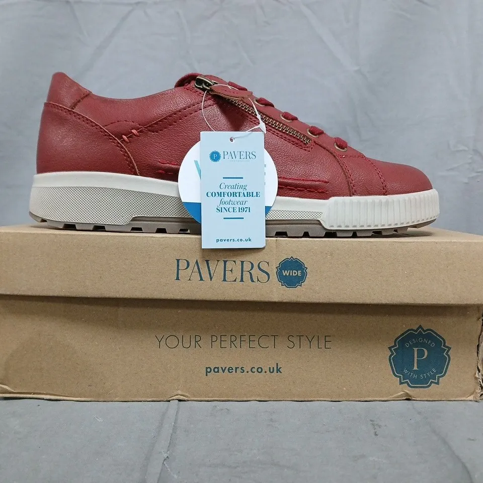 BOXED PAIR OF PAVERS SHOES IN RED SIZE EU 40