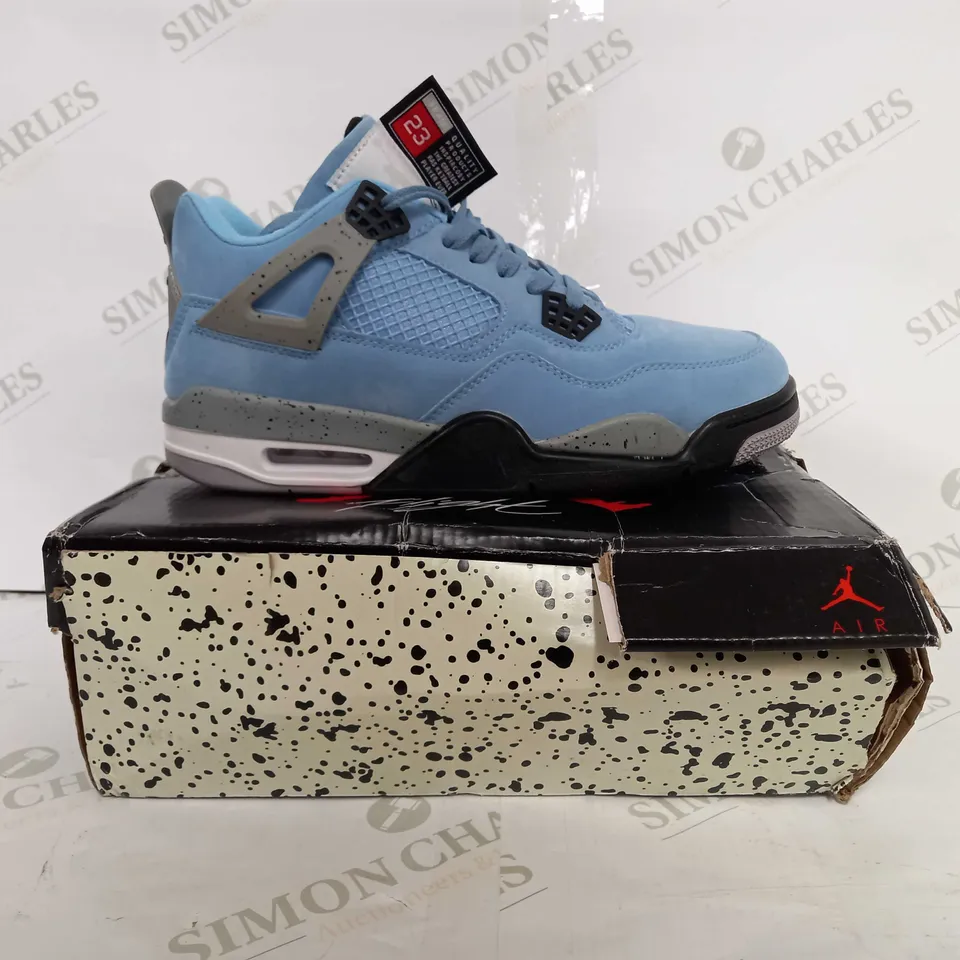 AIR JORDAN 4 RETRO IN BLUE - UK 9