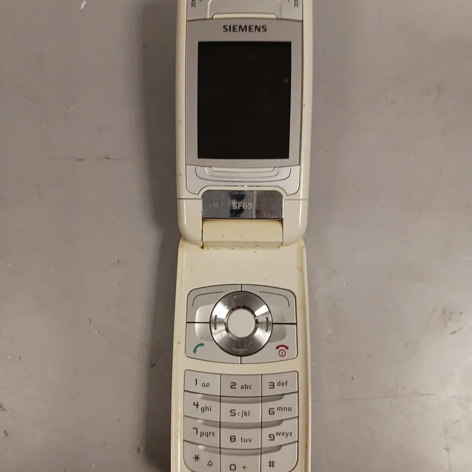 SIEMENS SF65 FLIP MOBILE PHONE 