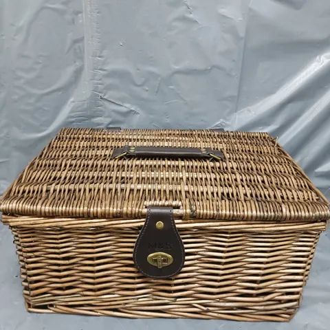 M&S WOODEN BASKET 