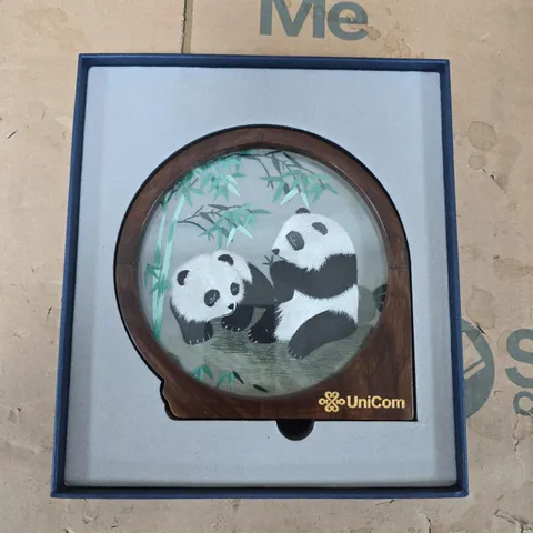 CHINESE PANDA DOUBLE-SIDED EMBROIDERY TABLE SCREEN