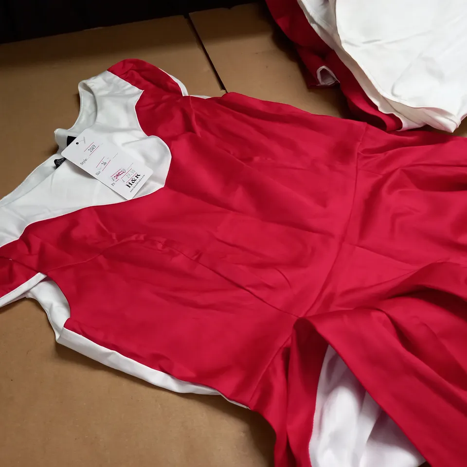 LOT OF 5 HEARTS AND ROSES TWO TONE DRESS IN RED/WHITE - VARIOUS SIZES