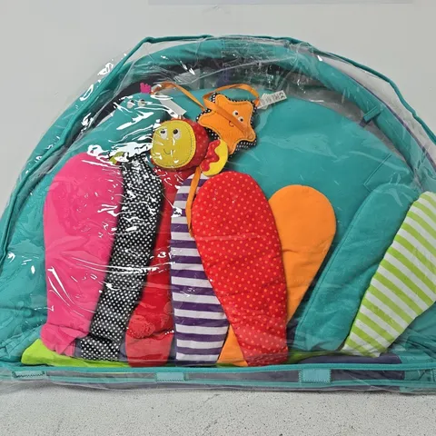 BABIES COLOURFUL INTERACTIVE PLAY MAT