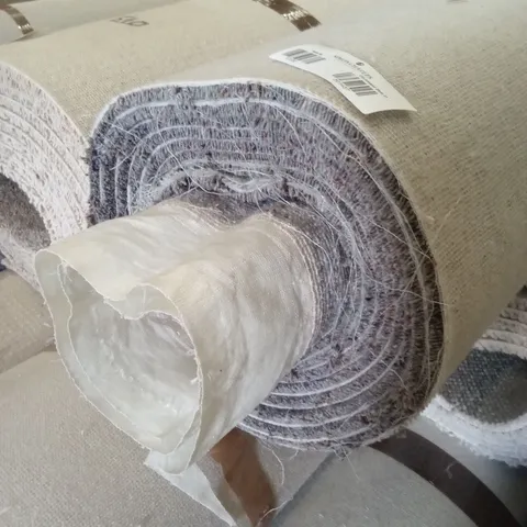 ROLL OF QUALITY DIM BERBER JURASSIC COAST CARPET // APPROX SIZE: 7.58 x 5m