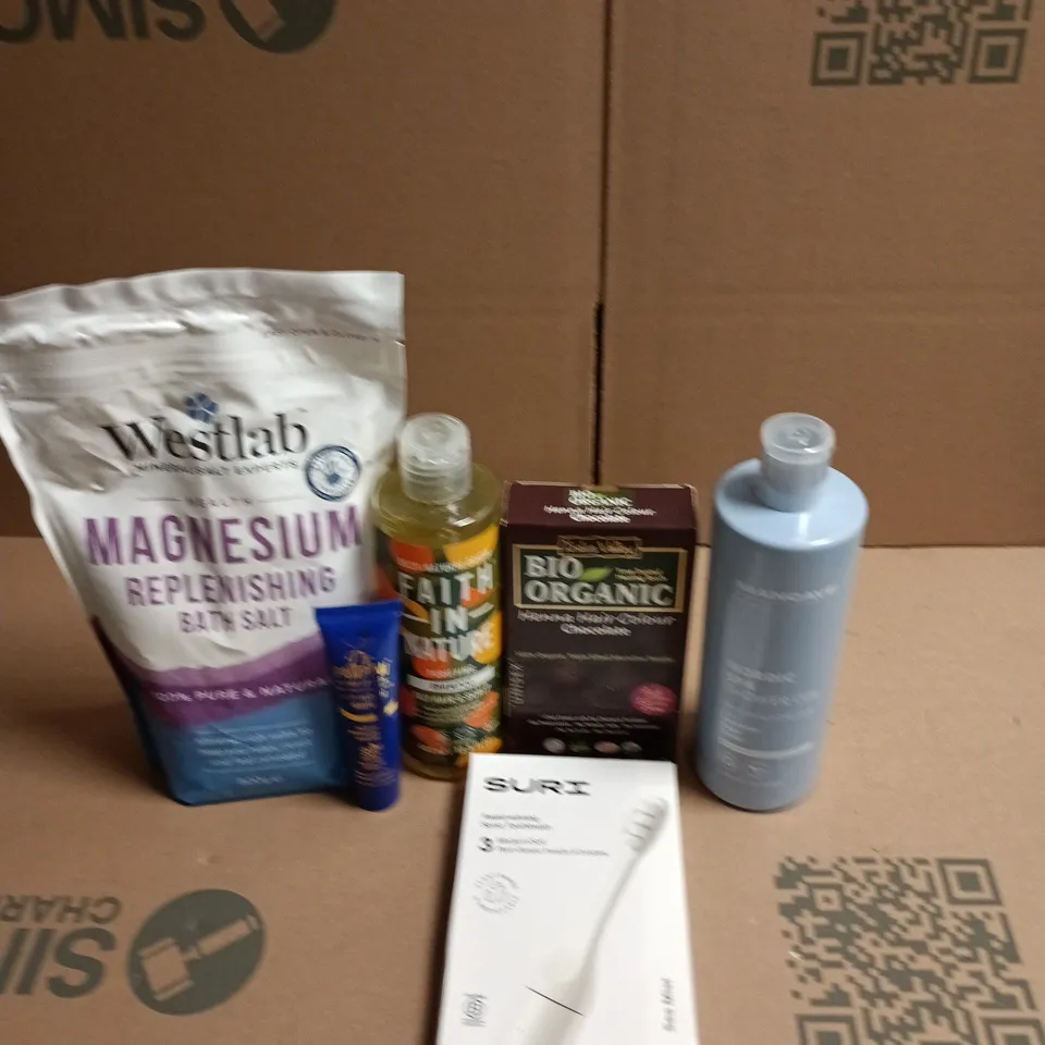 APPROXIMATEY 20 ASSORTED HEALTH AND BEAUTY PRODUCTS TO INCLUDE - MANCAVE SHOWER GEL - WESTLAB MAGNESIUM REPLENISHING BATH SALTS AND FAITH IN NATURE SHAMPOO