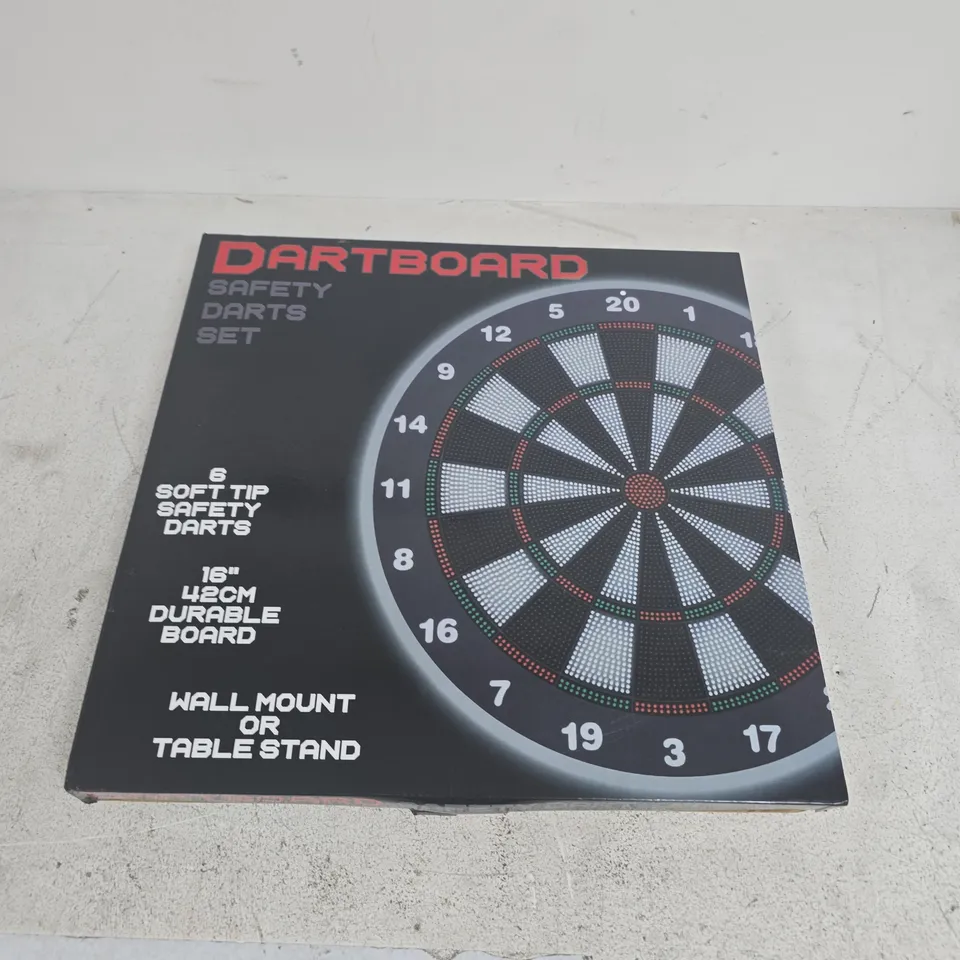 DARTBOARD SAFETY DARTS SET – 16-INCH 