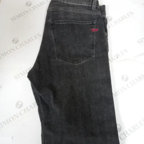 DIESEL DENIM JEANS SIZE 30