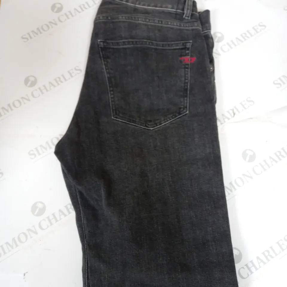 DIESEL DENIM JEANS SIZE 30