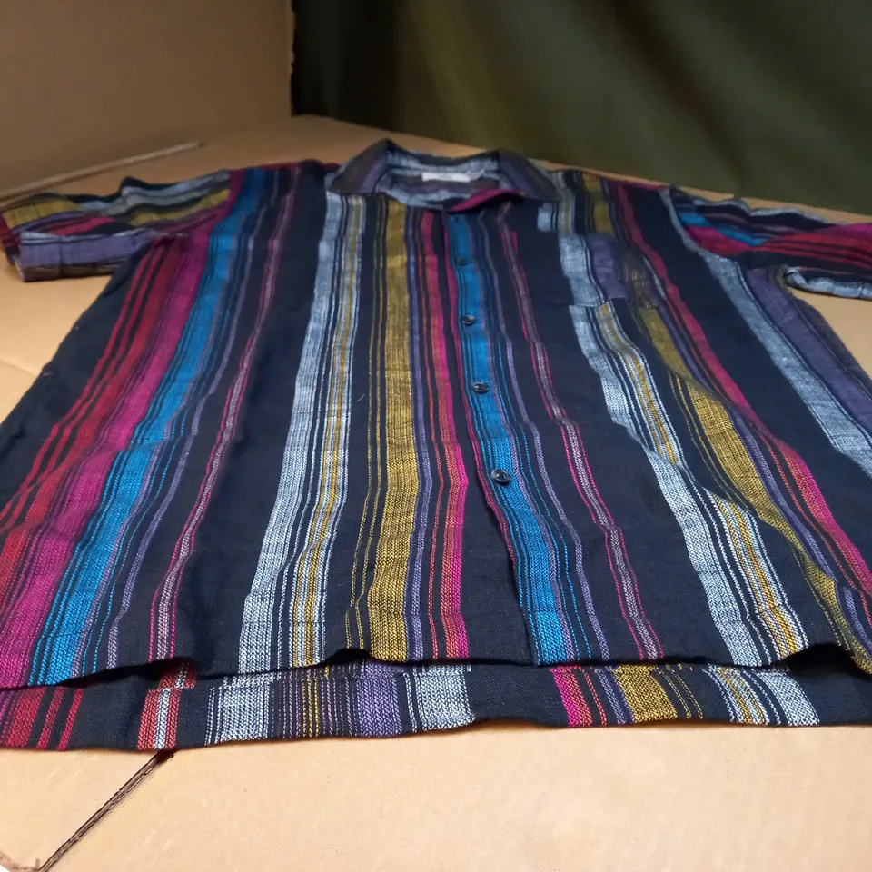 URBAN OUTFITTERS BLACK/RAINBOW MENS SHIRT - MEDIUM