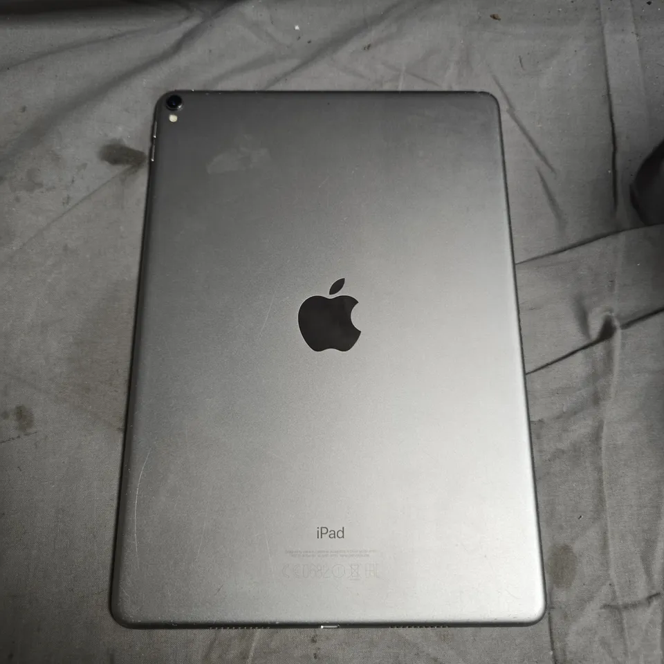 APPLE IPAD PRO A1701