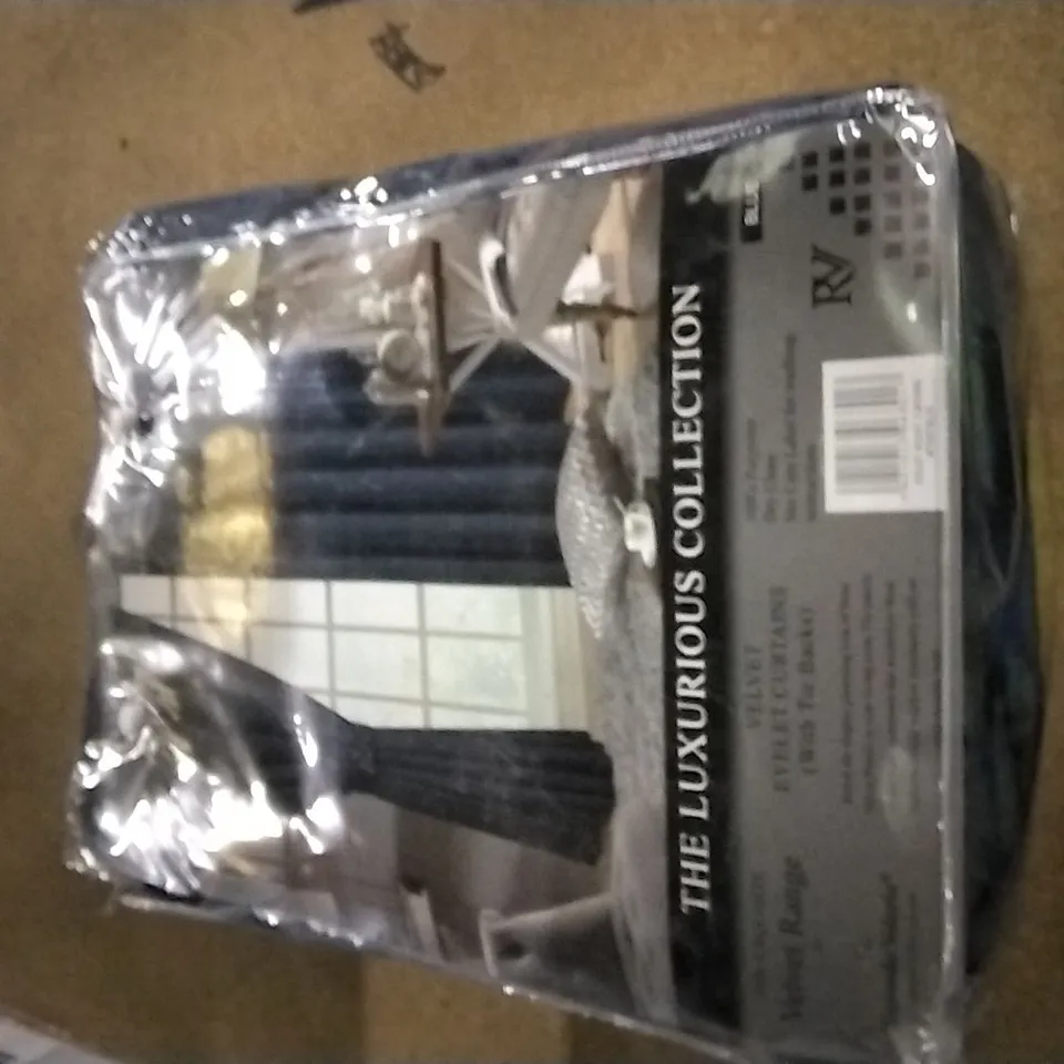 ROGERS EYELET ROOM DARKENING CURTAINS COLOUR: NAVY SIZE: 46 X 90"