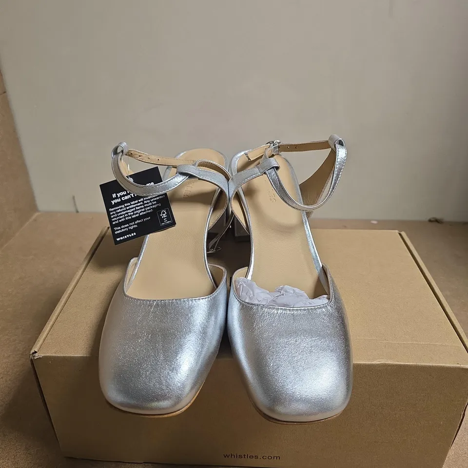BOXED PAIR OF WHISTLES MATILDA BLOCK HEEL SHOE - SILVER METALLIC, UK 8 