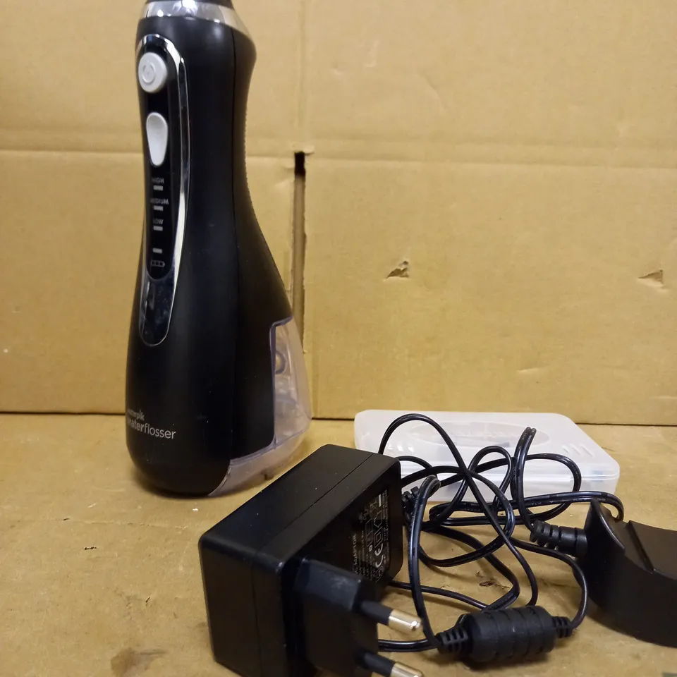 WATERPIK CORDLESS ADVANCED WATER FLOSSER