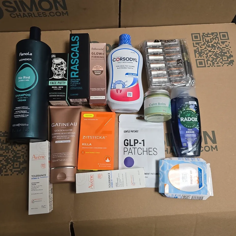 LOT OF APPROXIMATELY 20 ASSORTED HEALTH AND BEAUTY ITEMS TO INCLUDE CORSODYL MOUTHWASH, RASCALS STYLING CREAM AND FANOLA SHAMPOO