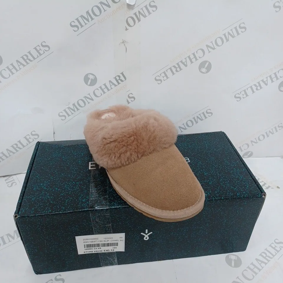 BOXED PAIR OF EMU NEST JOLIE SHEEPSKIN SLIPPERS IN CAMEL - SIZE 5