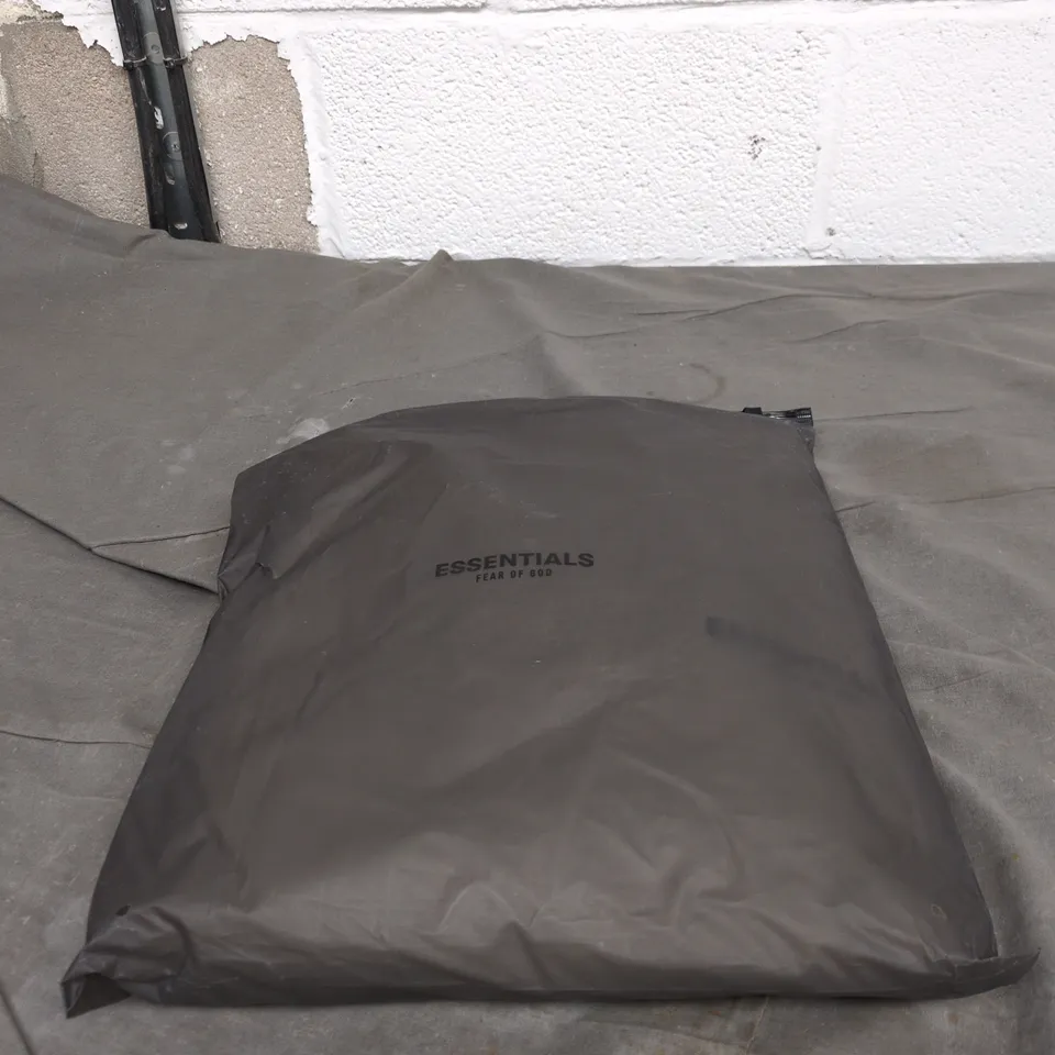 ESSENTIALS FEAR OF GOD DARK OATMEAL HOODIE MEDIUM BAGGED