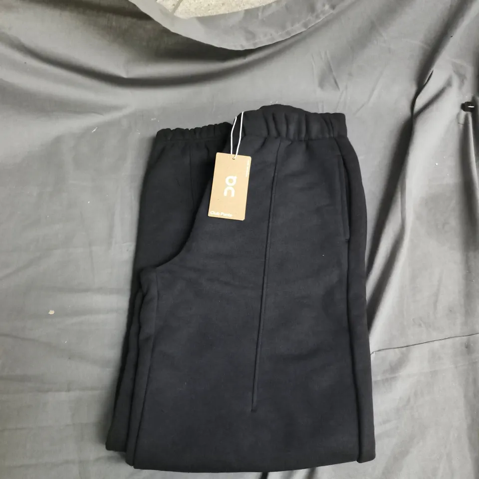 ON CLUB PANTS - BLACK, SIZE S (WOMEN)