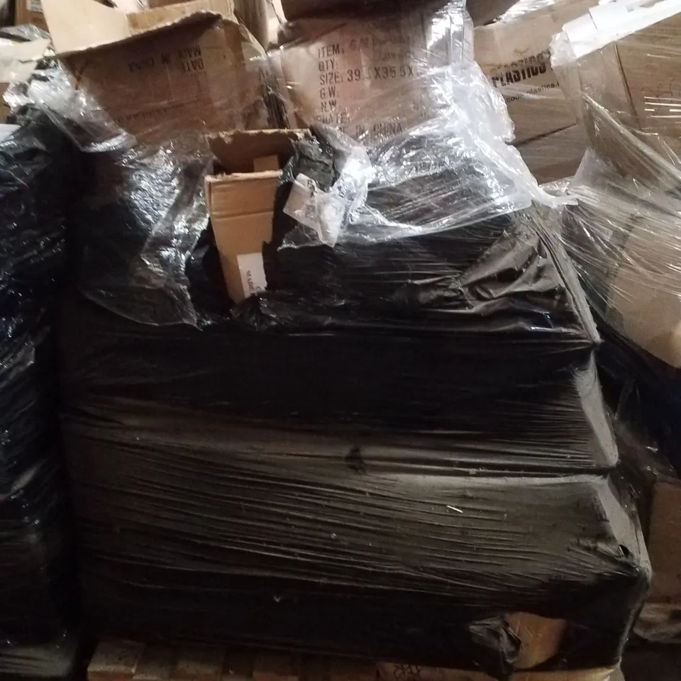 PALLET CONTAINING ASSORTED ADAPTERS & CABLES