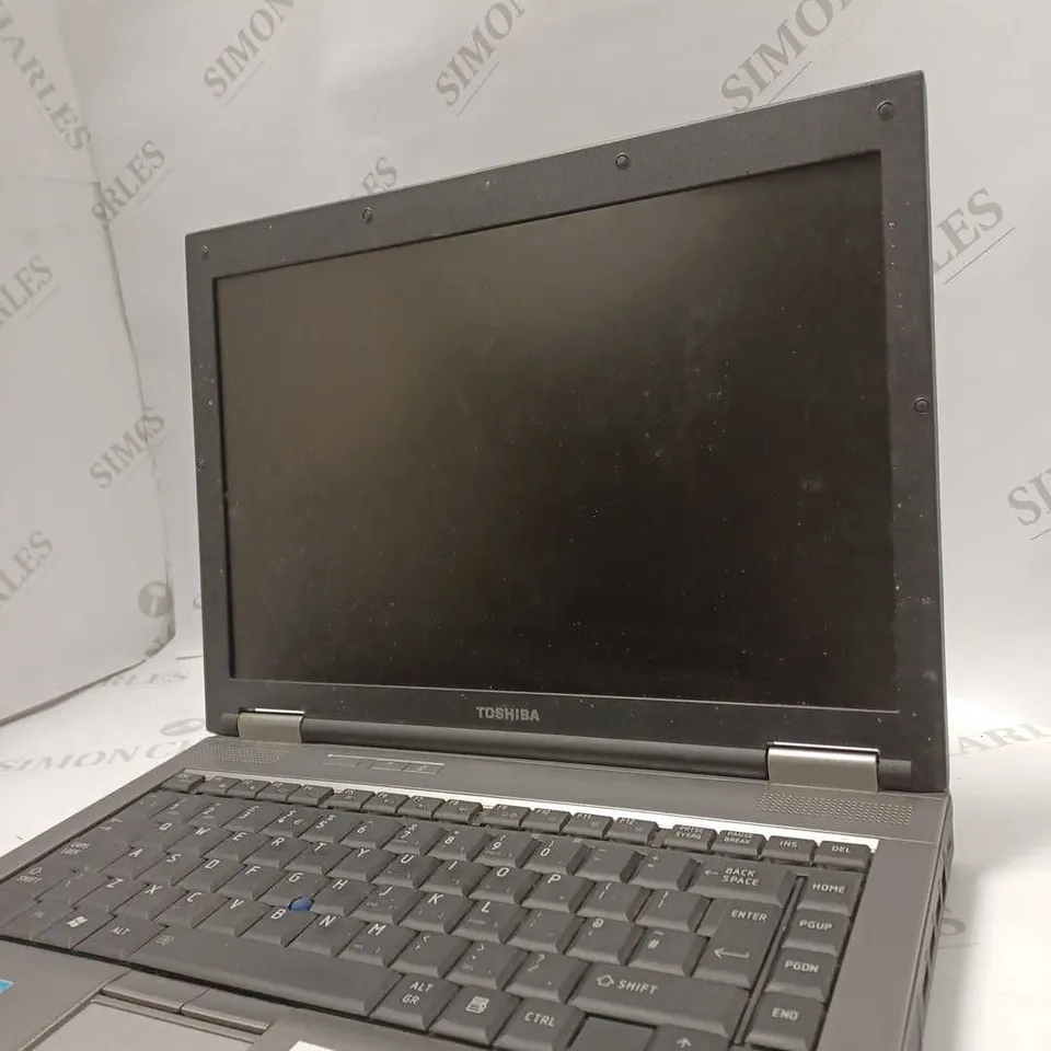 TOSHIBA TECRA M10-1H4 LAPTOP