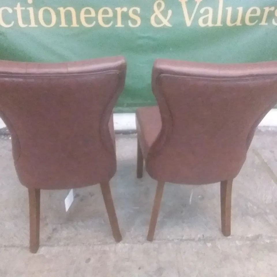 SET OF 2 BEWLEY CLUB BROWN LEATHER BUTTON BACK DINING CHAIRS (DARK OAK LEG)