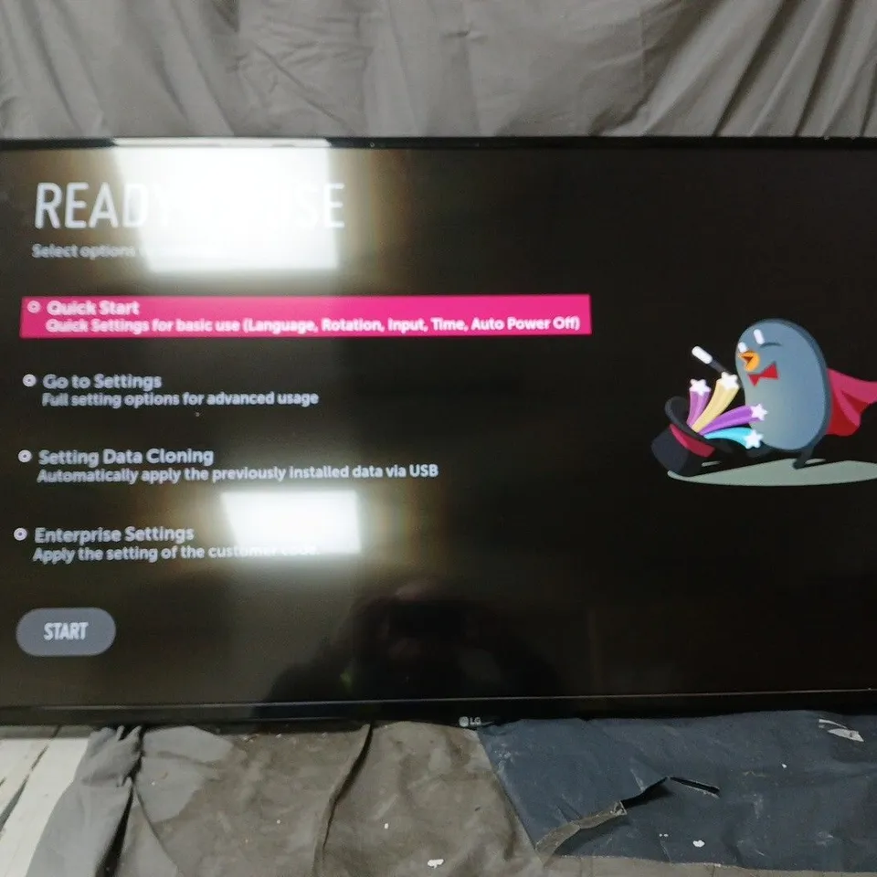 LG 49SM5KE-B 49" COMMERCIAL SIGNAGE DISPLAY – ONBOARD SETUP. BOXED. NO POWER SUPPLY OR ACCESSORIERS