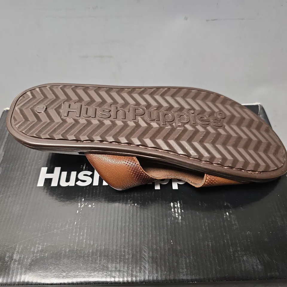 BOXED HUSH PUPPIES CALLUM SLIDE - UK 7 