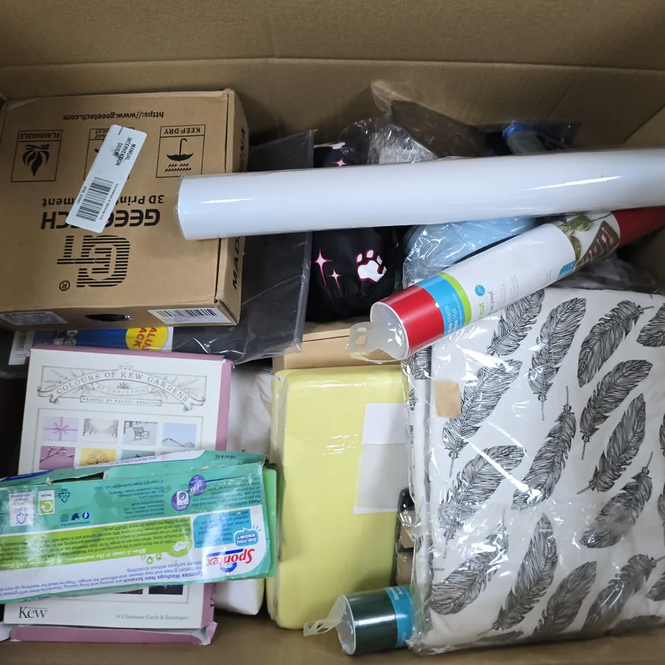 APPROXIMATELY 20 ASSORTED HOUSEHOLD PRODUCTS TO INCLUDE GEEETECH 3D PRINTER FILAMENT, A4 BLACK CARD, CRICUT VINYL, ETC - COLLECTION ONLY
