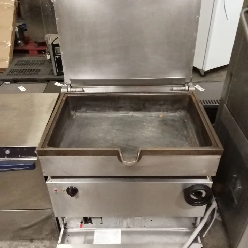 FALCON G2994 GAS BRATT PAN