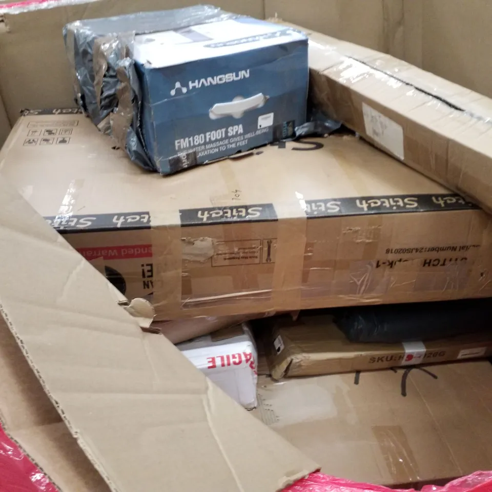 PALLET OF ASSORTED PRODUCTS INCLUDING LED ART LAMP, COFFEE TABLE, VACMASTER, PRAM