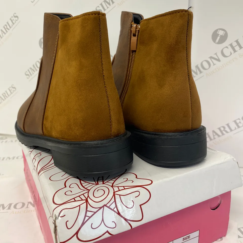 BOXED PAIR OF APPLE FOOTWEAR BROWN BOOTS SIZE 39