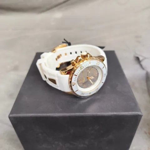 KYBOE! WOMEN'S WHITE SILICONE STRAP WATCH – GOLD-TONE CASE