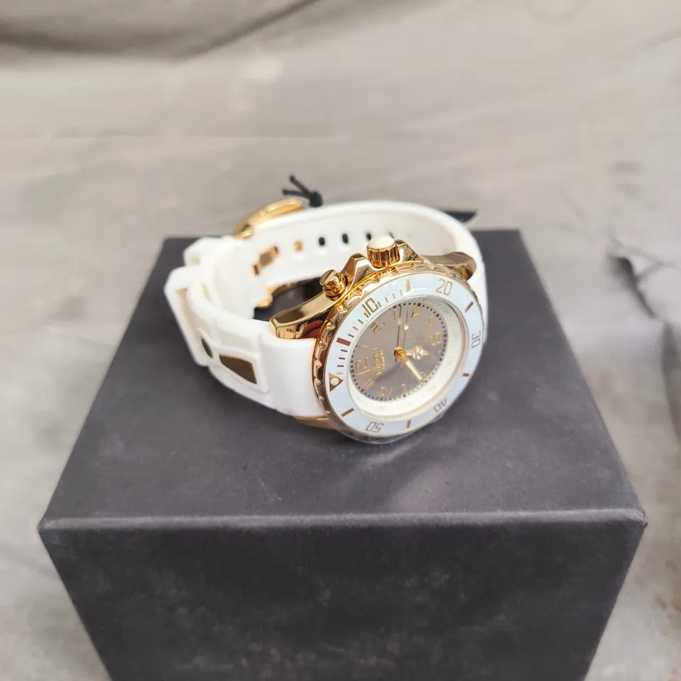 KYBOE! WOMEN'S WHITE SILICONE STRAP WATCH – GOLD-TONE CASE