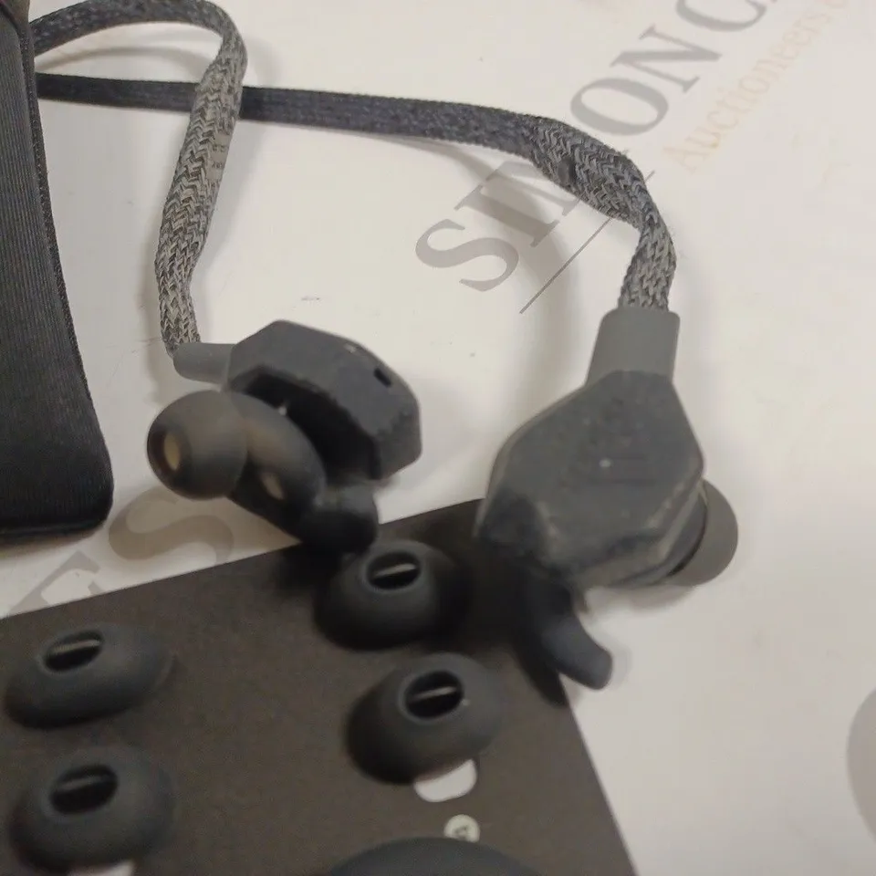 BOXED ADIDAS FWD-01 BLUETOOTH SPORT HEADPHONES - NIGHT GREY