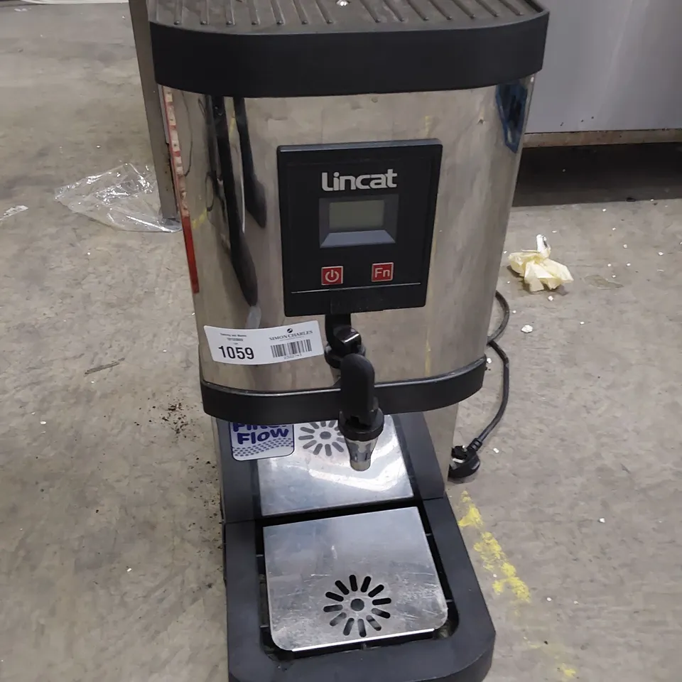 LINCAT ELECTRIC WATER HEATER EB3F