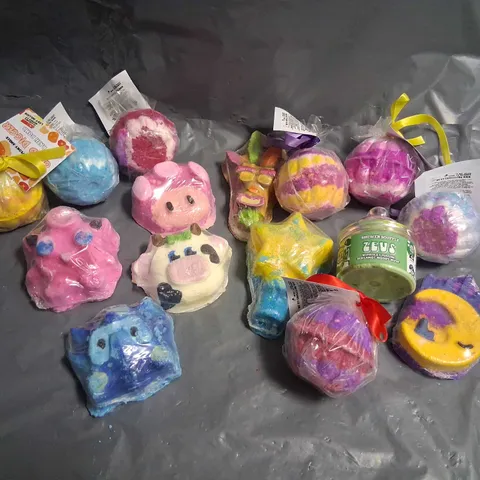 APPROXIMATELY 19 ASSORTED BATH BOMBS
