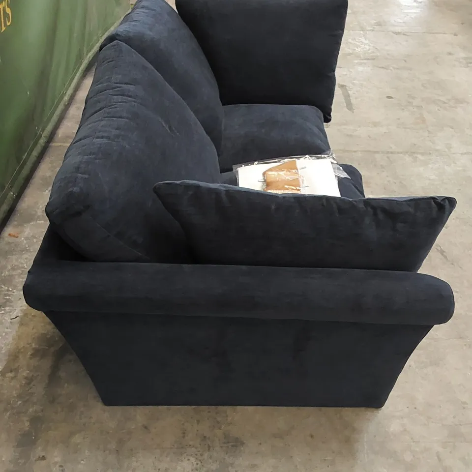 DESIGNER SOFA PIECE UPHOLSTERED IN NAVY FABRIC WITH CUSHIONS