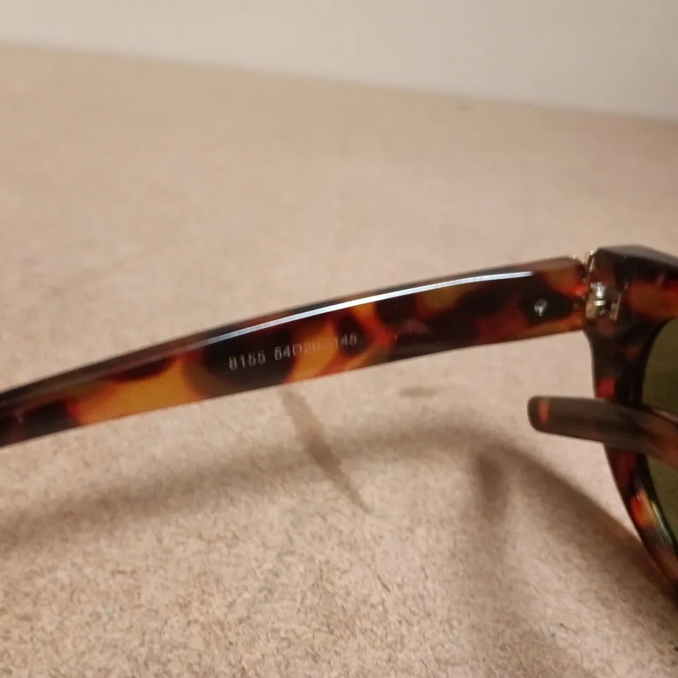 SAINT LAURENT SUNGLASSES – TORTOISHELL CAT-EYE