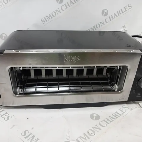 BOXED NINJA 2 IN 1 TOASTER & GRILL ST100UK