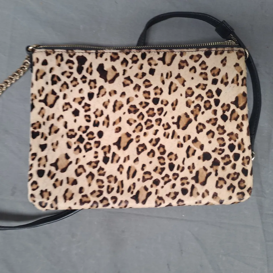 JONES BOOTMAKER CROSSBODY BAG IN LEOPARD PRINT