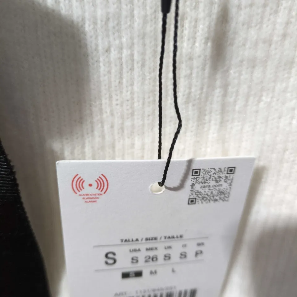 ZARA WHITE KNIT JUMPER WITH BLACK RIBBON BOWS – UK SIZE S (US S)