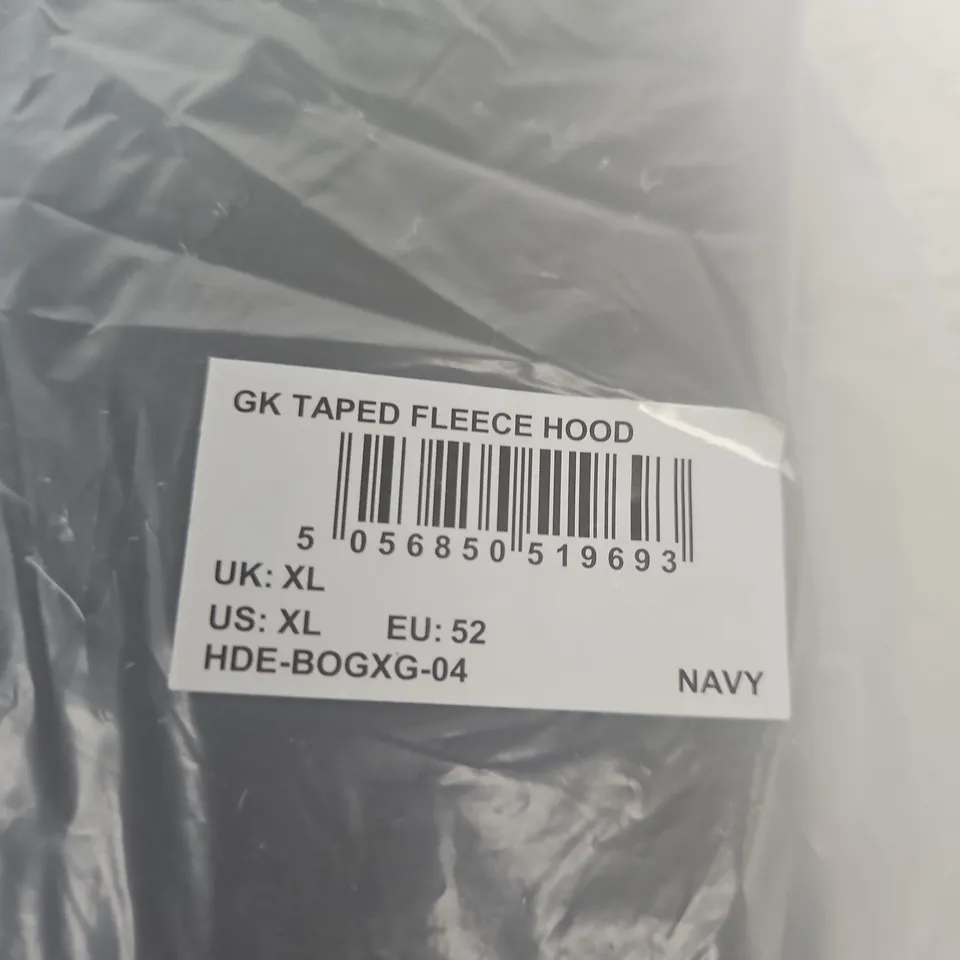 GK TAPED FLEECE HOOD NAVY – UK XL (EU 52)