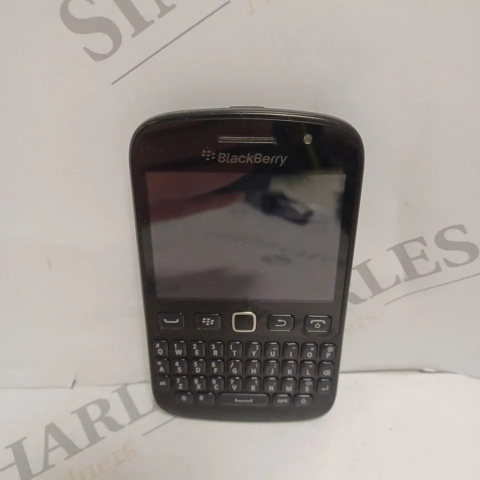 BLACKBERRY 9720 MOBILE PHONE 