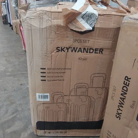 BOXED LUGG SKYWANDER LUGGAGE SET