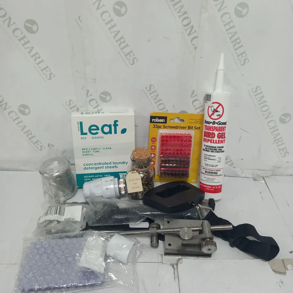APPROXIMATELY 10 ASSORTED HOUSEHOLD GOODS TO INCLUDE LEAF LAUNDRY DETERGENT SHEETS, BIRDBGONE BIRD GEL REPELLANT, ROLSON 33PCE SCREWDRIVER SET ETC. 
