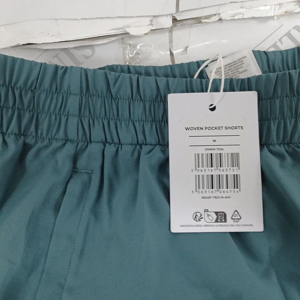 GYMSHARK GREY LOGO SHORTS- MEDIUM