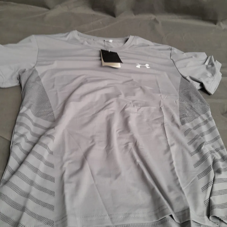 GREY UNDER ARMOUR GYM TP SIZE 2XL 