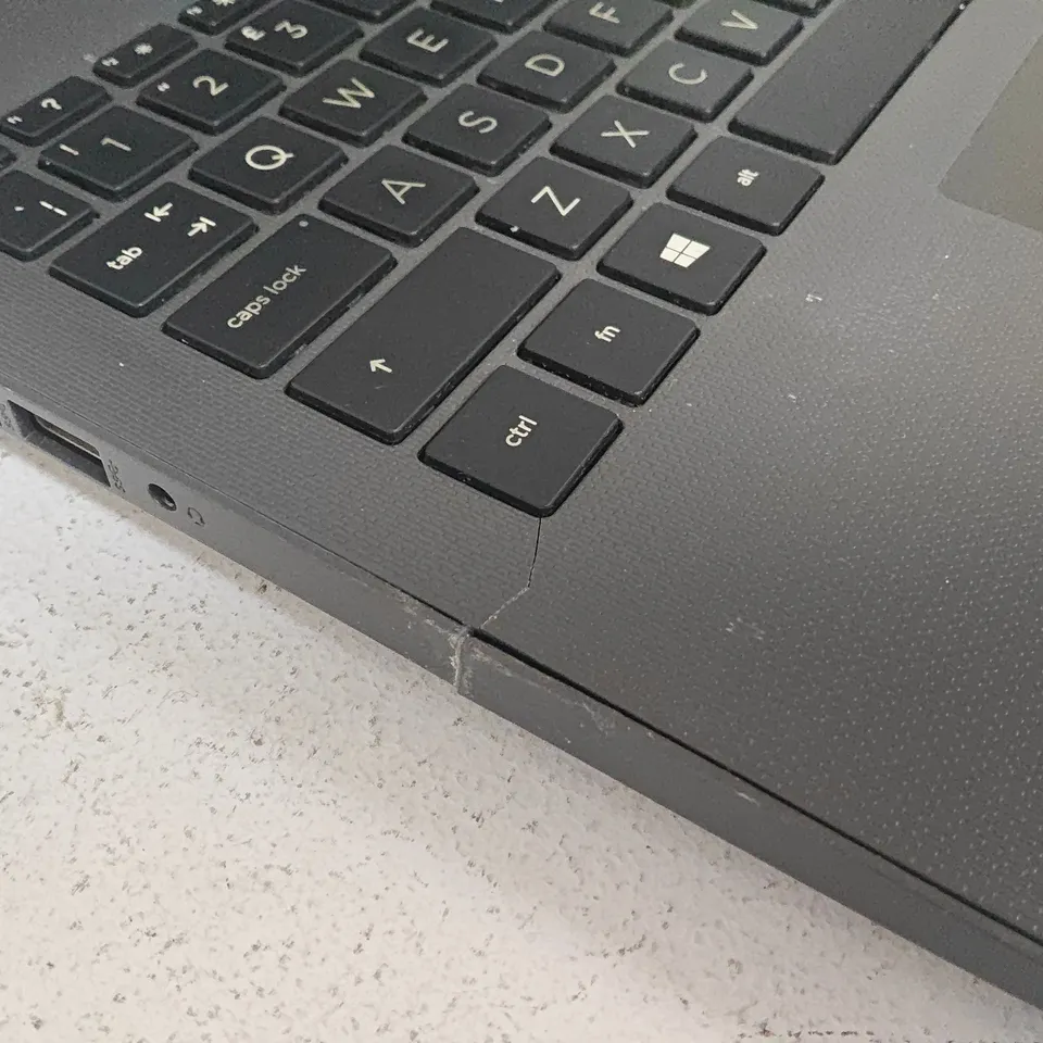UNBOXED HP 250 G7 INTEL I5 8TH GEN LAPTOP IN GREY
