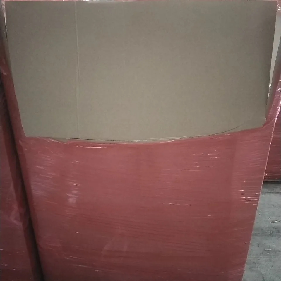 PALLET OF ASSORTED HOUSEHOLD GOODS AND PRODUCTS TO INCLUDE; BLINDS, HOME DECOR, BOXED FURNITURE ETC