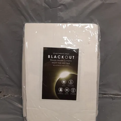 BAGGED SOLAR THERMAL EYELET BLACKOUT CURTAINS - 168CM X 213